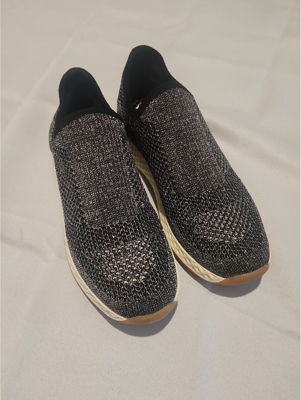 Urban Sport by J/Slides Women's Mesh Slip-On Athletic Sneakers Sz 6 Black Silver